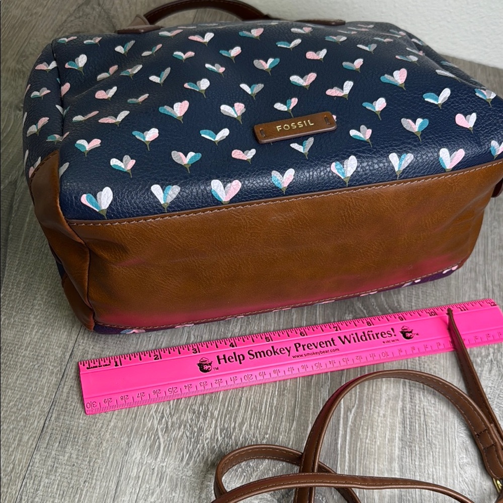 Stylish Brown and Blue Heart Patterned Women's Bag - Picture 3 of 5